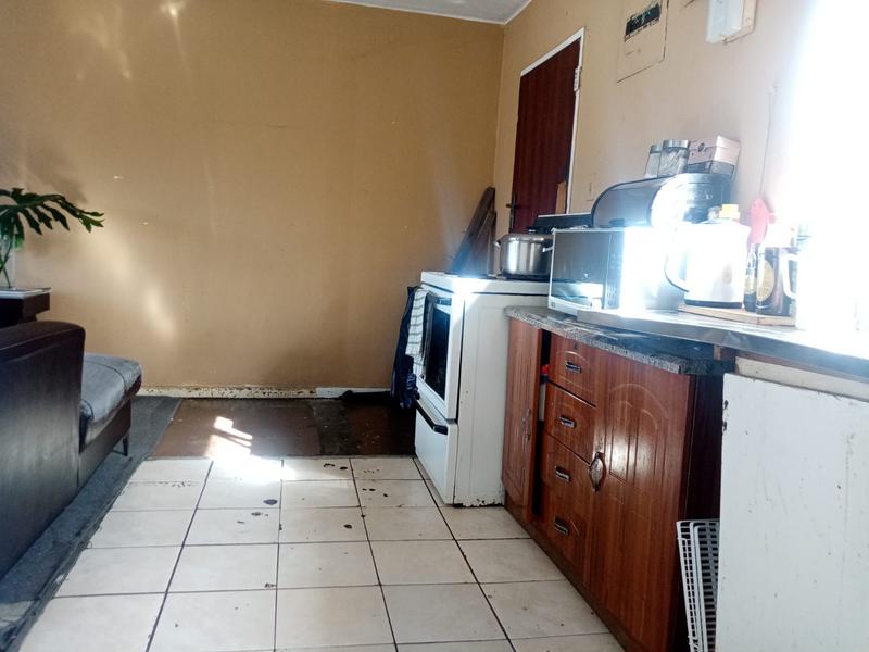 2 Bedroom Property for Sale in Guguletu Western Cape